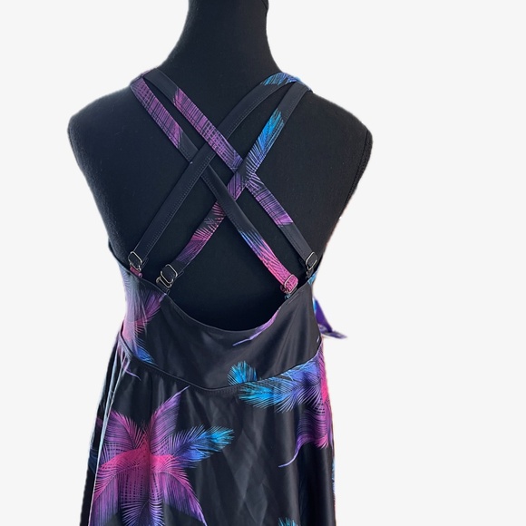 Bathing suit - Picture 4 of 6